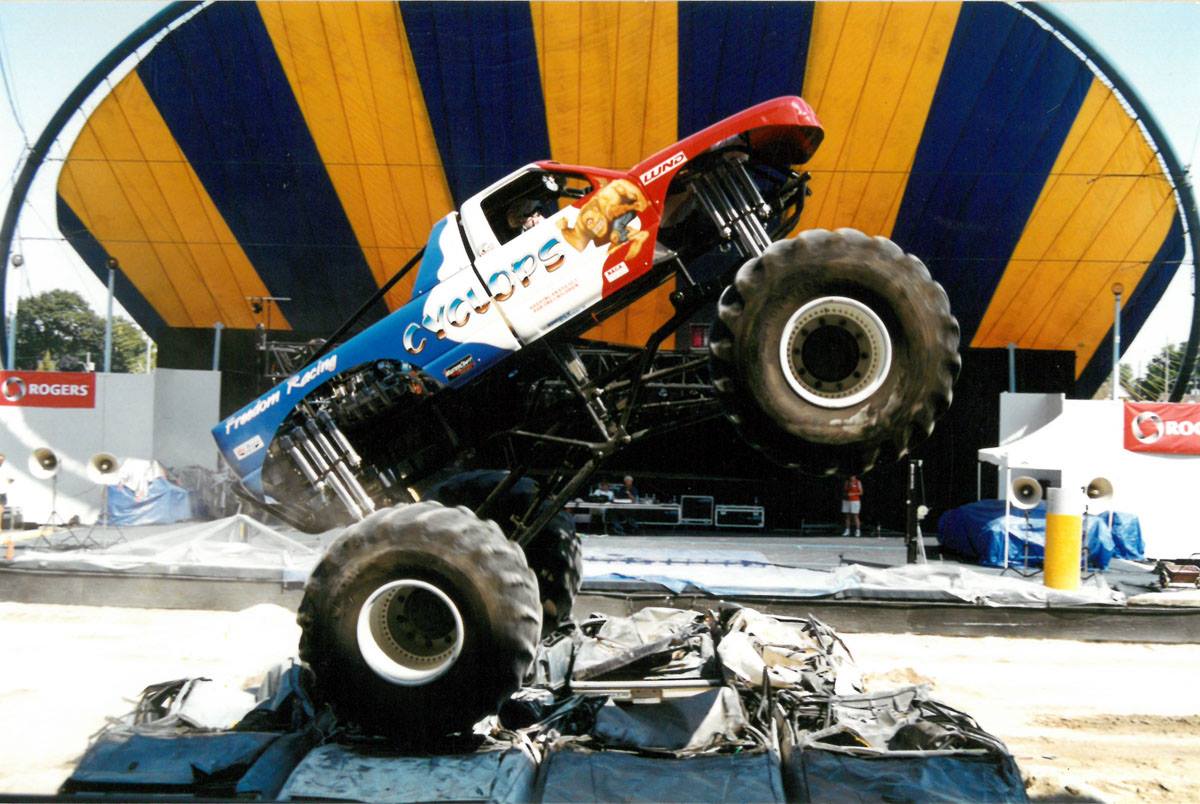 Category:Trucks with larger than usual tires | Monster Trucks Wiki | Fandom