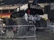 Halloween-themed Escalade in Louisville, Kentucky during the pit party. The severed arm props on the wheels were removed before the show.