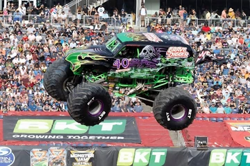 grave digger wallpaper