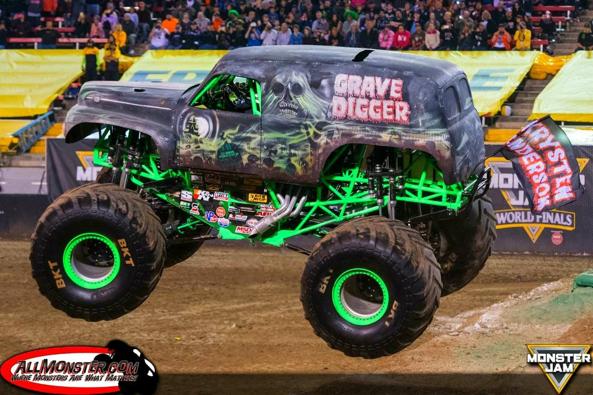 Grave Digger 1 (Encore, “Grandma”) Monster Trucks Wiki Fandom