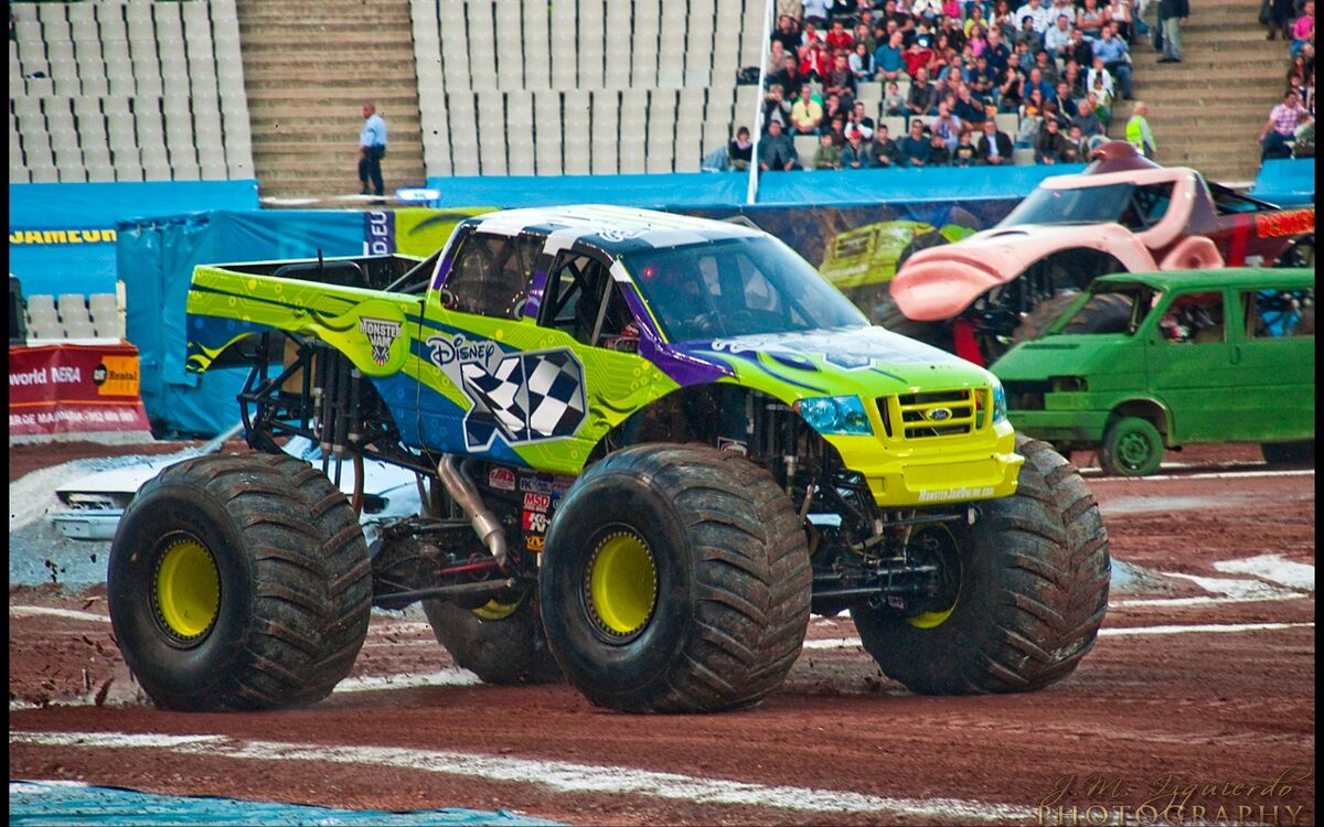 Nitro Circus, Monster Trucks Wiki