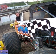 Cptinsno212a1.jpg (103 KB)