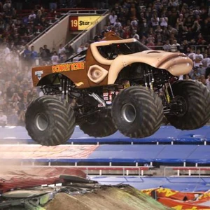 donkey kong monster truck