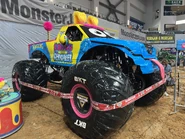 With the eyes on the windshield at the pit party.