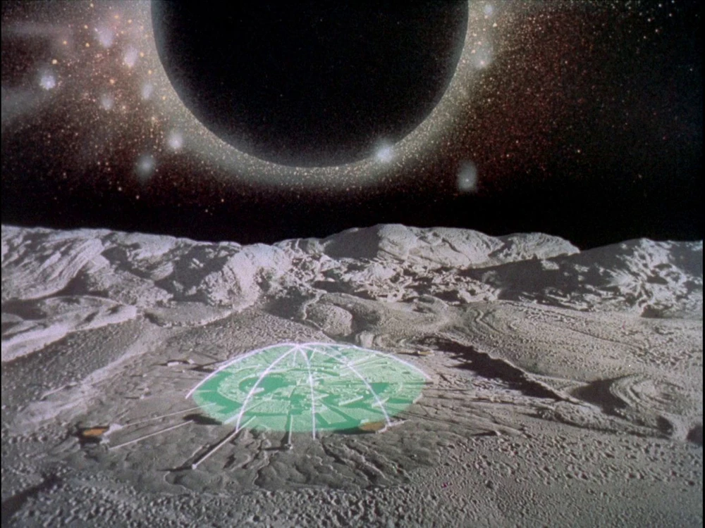https://static.wikia.nocookie.net/moonbasealpha/images/6/64/Shielded_Moonbase.jpg/revision/latest/scale-to-width-down/1000?cb=20121004125426