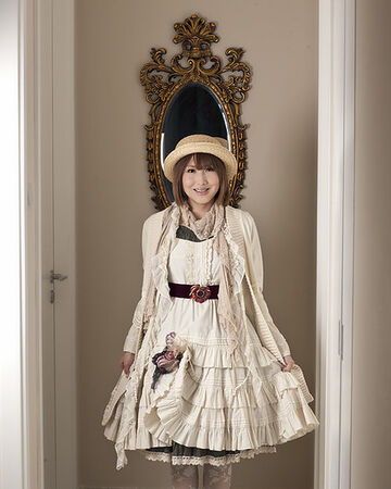 Classic Lolita, Lolita Fashion Wiki