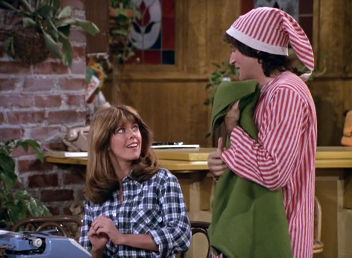 Mork & Mindy Hold That Mork (TV Episode 1979) - IMDb