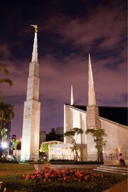 Taipeitemple2.jpg