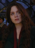 Hester, without her scarf.