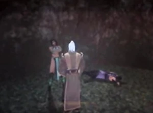 Jade emboscando Rain.