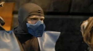 Sub-Zero pergunta a Sareena o porque ela o ajudou.