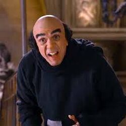 Who is the bad guy in the smurfs discount