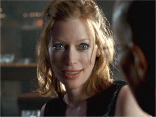 https://static.wikia.nocookie.net/moviemorgue/images/7/7e/Slither-_Brenda_meeting_Grant.jpg/revision/latest?cb=20210727171425