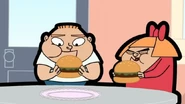 Bruiser Jr (14).png (308 KB) Bruiser Jr. eating a burger with his sister.