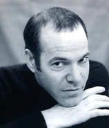 Effron Etkin is born