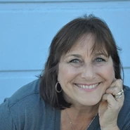 Katie Leigh was born on this date