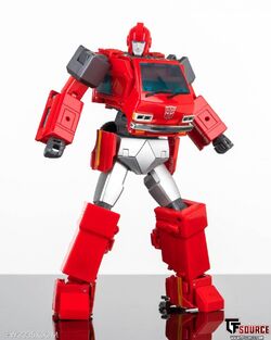 G1 Masterpiece Ironhide toy.jpg