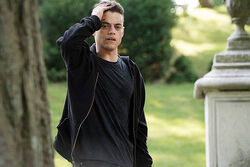 Mr. Robot Season 1 Episode 9 Review: m1rr0r1ng.qt - TV Fanatic