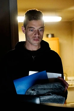 Elliot Alderson | Mr. Robot Wiki | Fandom