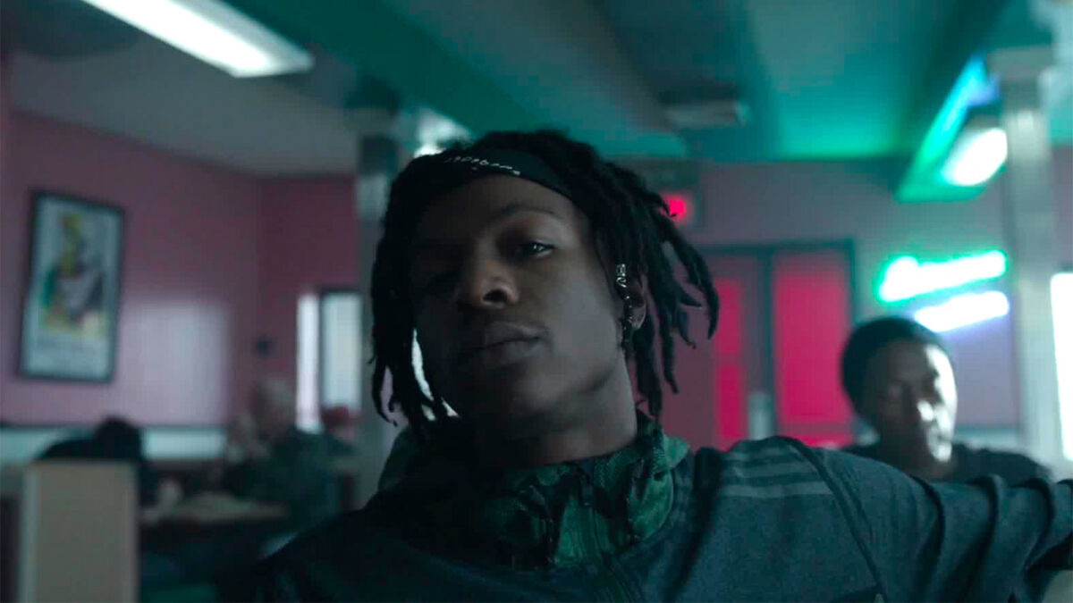 Leon английский. Joey Badass Мистер робот. Joey Bada$$ Мистер робот. Leon Mr Robot.