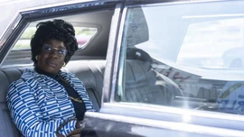 E03 - Shirley