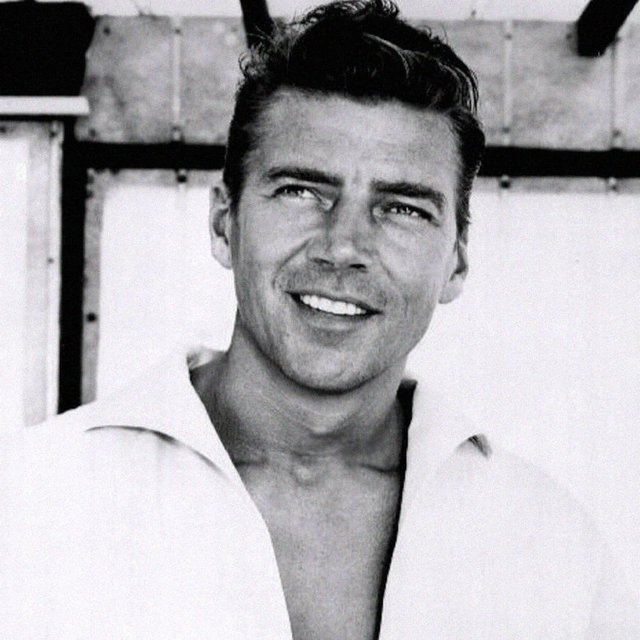 Actress Jayne Mansfield and her husband Mickey Hargitay attend an... News  Photo - Getty Images, image size:900x900