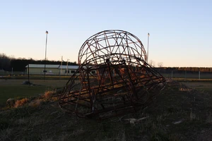 Front view of the frame for the VW/giant spider hybrid, photographed at around the same time.