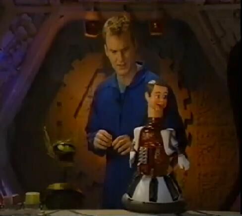 Tom Servo's New Head.jpg
