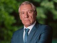 A real life Frank Barzini is looking at u.