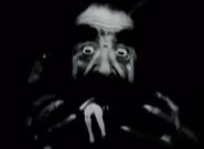 Dis eating a woman from an old movie.