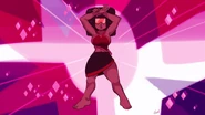 Garnet not gift.jpg (49 KB) Garnet dancing.