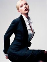 Scarlett-johansson-craig-mcdean-photoshoot-for-w-magazine-hq-2