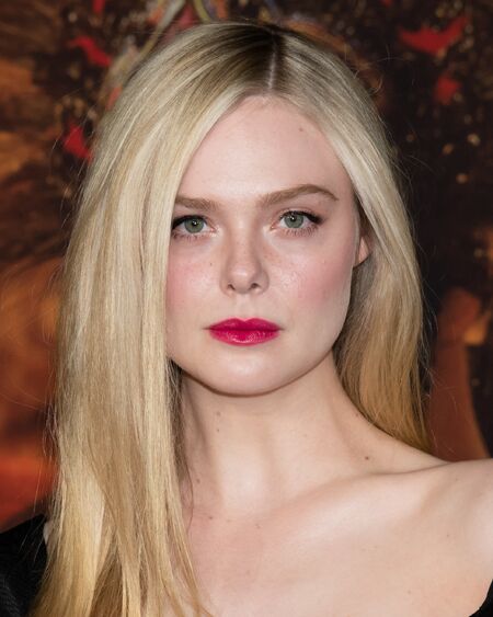 Elle Fanning Wiki Mujeres Fandom