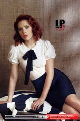 7427scarlett johansson magazine tie 2