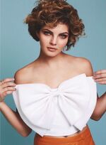 Camren-Bicondova--Bello-Magazine-2015--01-662x900