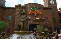 © 2004 Muppets Holding Company, LLC