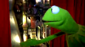 Kermit at the pipes while visiting Late Night with Jimmy Fallon in 2011.