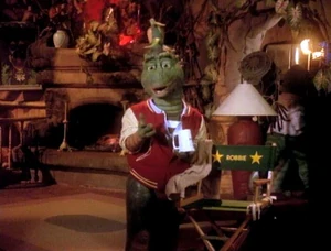 Robbie implores the viewing audience to help put an end to "preachy sitcom endings"