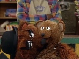Papa Bear & Baby BearSesame Street Episode 3684