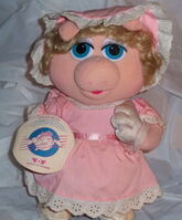 Little boppers baby piggy 1987