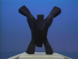 Mummenschanz head tail