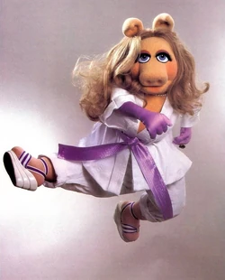 Sandbox:Miss Piggy's outfits | Muppet Wiki | Fandom Sandbox:Miss Piggy's outfits | Muppet Wiki | Fandom