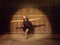 1135c.jpg (128 KB) "Smilin'" (First: Episode 1135)