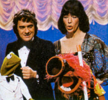 Moore and Tomlin with Kermit and Animal (in diver gear) from a sketch that doesn't appear in the special.