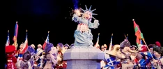Mv3d bts 18.jpg (723 KB) Miss Piggy as the Statue of Liberty