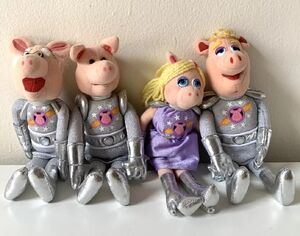 SababaPigs-1