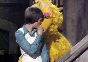 Julie Andrews & Big BirdJulie on Sesame Street