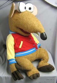 Sababa rizzo 42 inch.jpg (46 KB) Rizzo the Rat