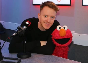 Elmo Barr Heat Radio