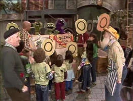 1562h.jpg (333 KB) Episode 1562